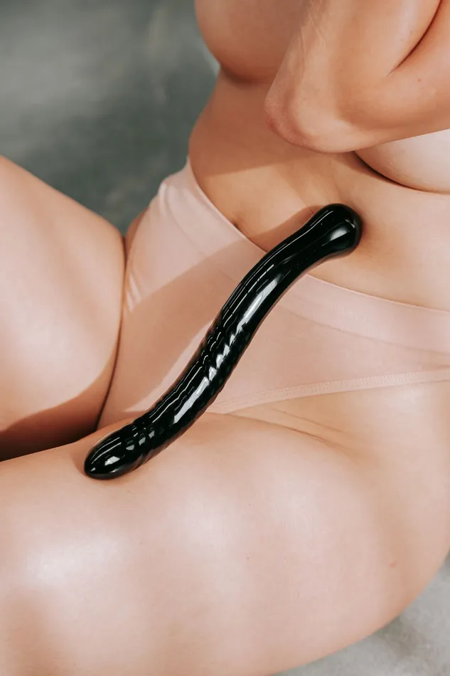 Dildos yonipleasurepalace The Crystal Serpent Dildo